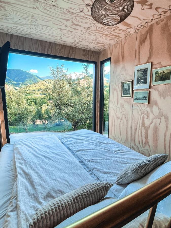 Bed and Breakfast Elysian Fields - The Island Tiny House Sadu Экстерьер фото